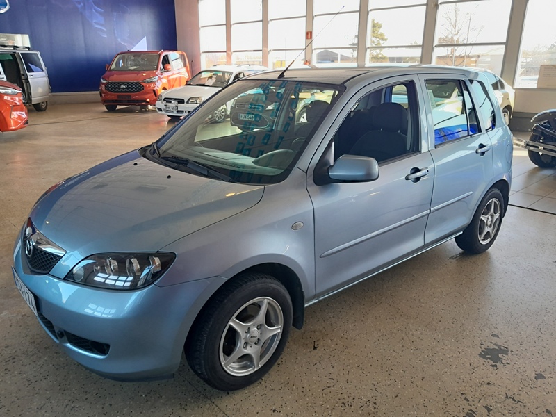 Mazda 2 Touring 1.4 80hv Business Class